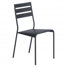 Chaise FACTO - carbone Fermob
