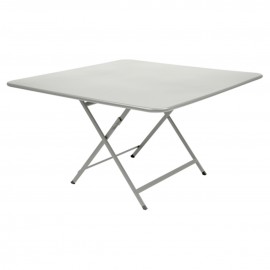 Table carrée CARACTÈRE - gris argile Fermob