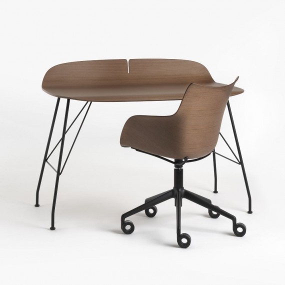 Kartell Earl of wood 