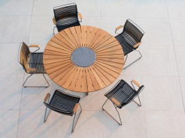 Table CIRCLE + lot de 5 chaises CLICK
